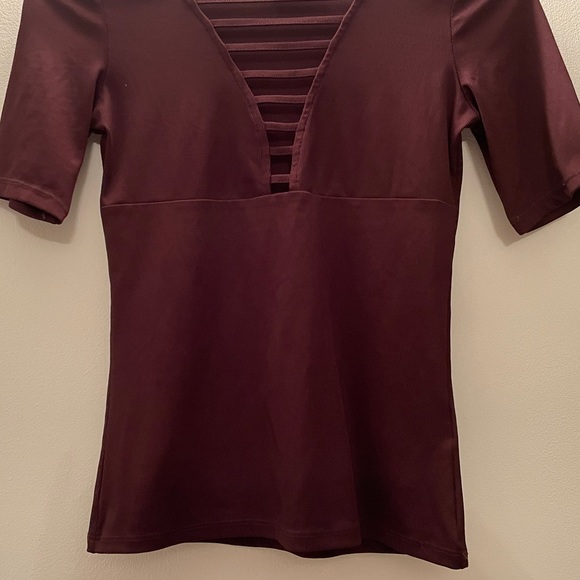 VDAY SPL H&M Burgundy Top - Picture 8 of 11